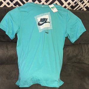 Nike t shirt